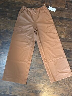 Athleta Wide-Leg Cargo Pants in Warm Tan